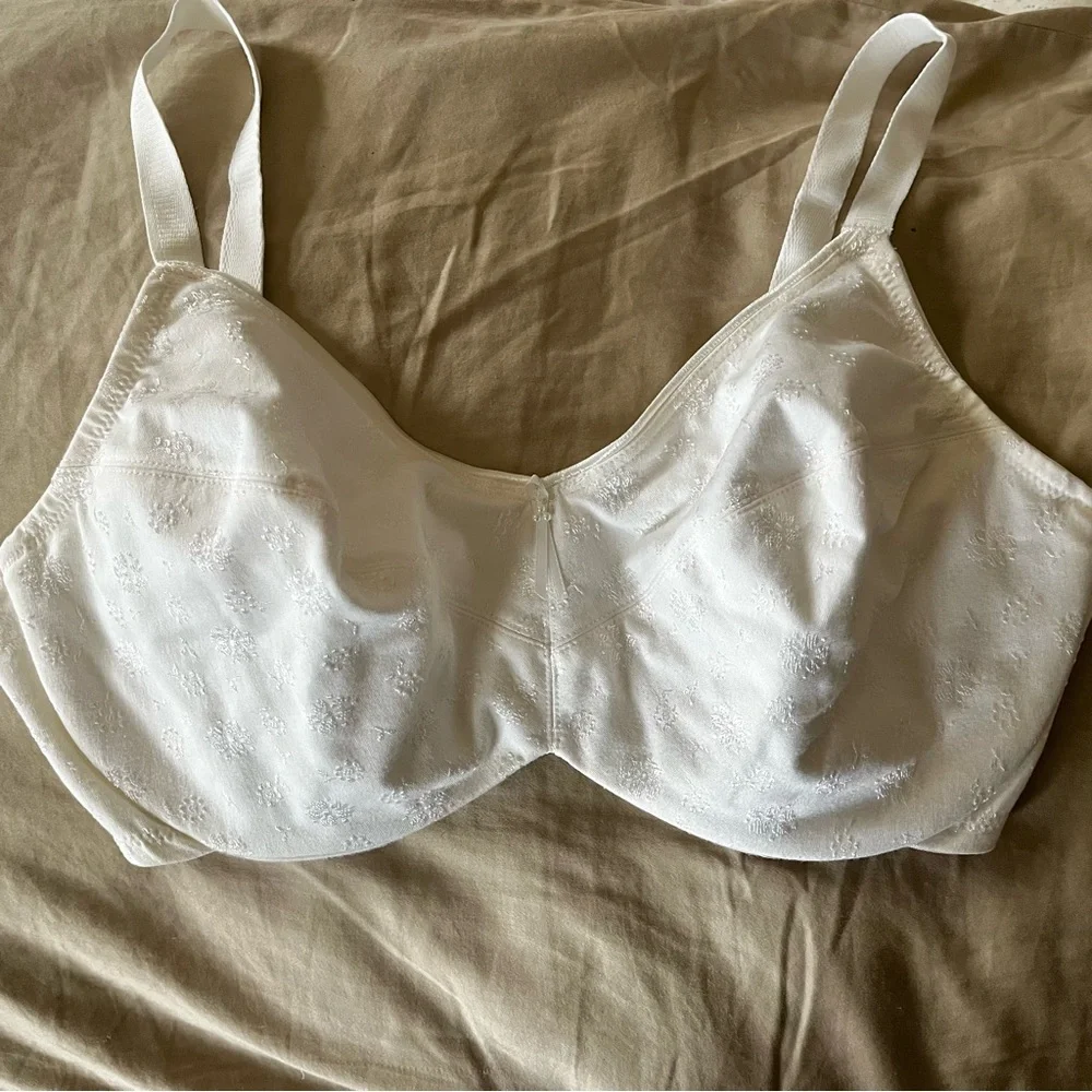 NEW Wacoal 36DD Cotton White Underwire Bra - Picture 1 of 10